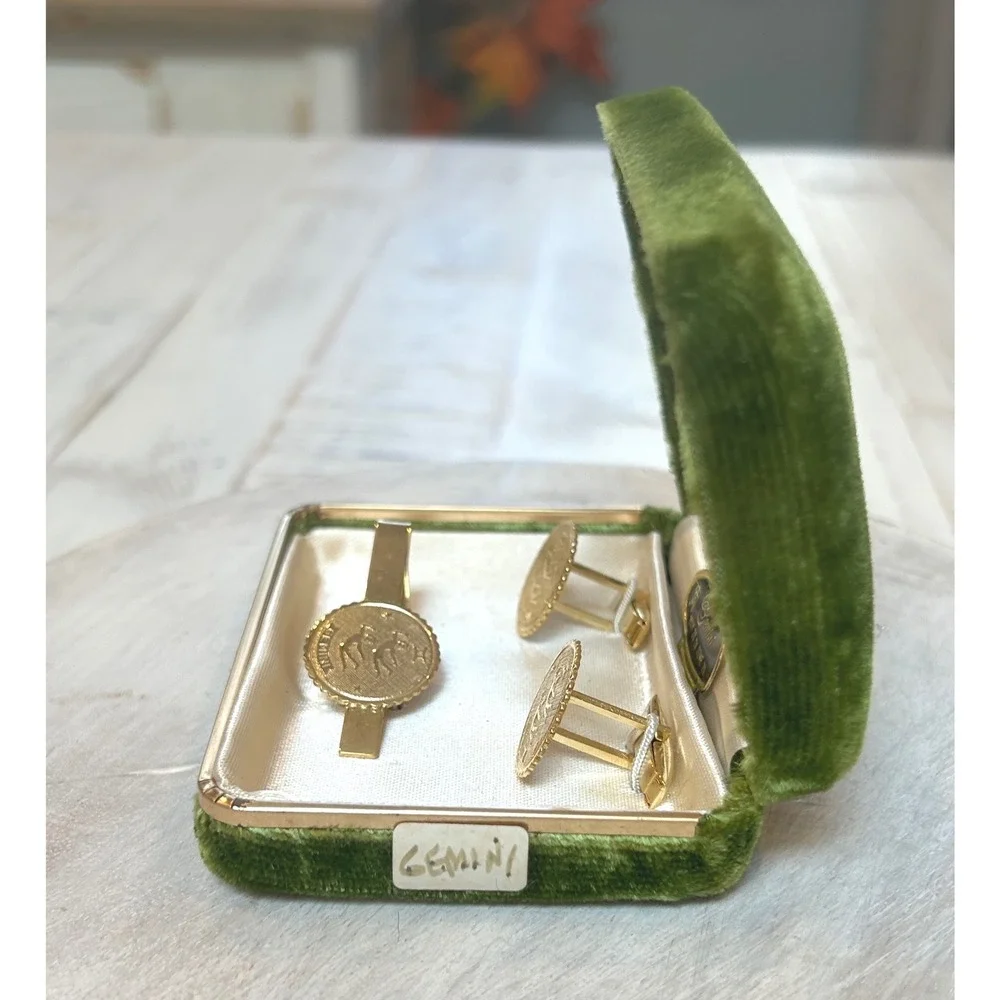 Vintage Stag Gemini Zodiac Cufflinks and Tie Clip Set‎ Gold Tone